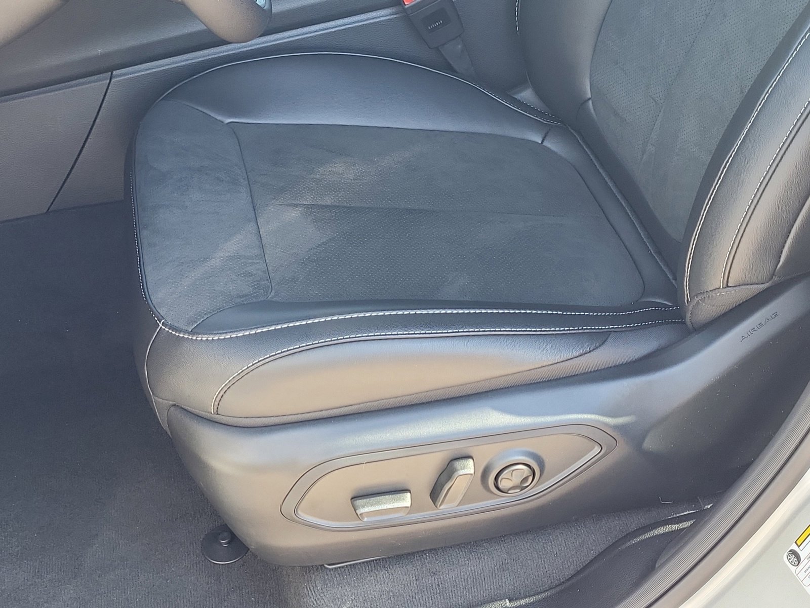 New 2025 Jeep Grand Cherokee L Altitude image 21