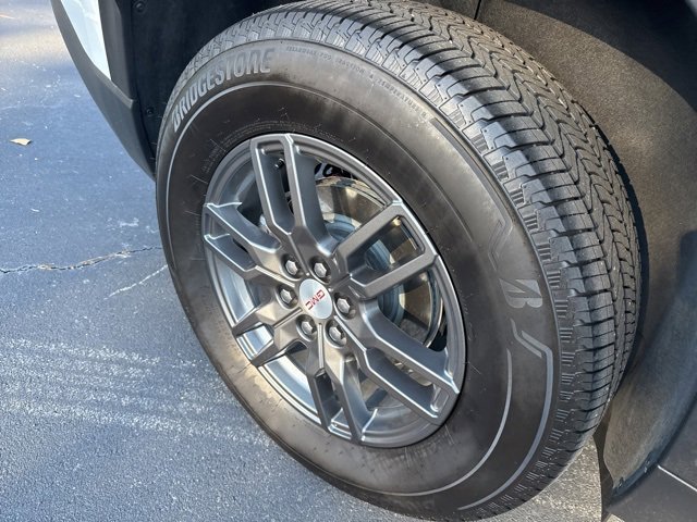 Used 2025 GMC Acadia Elevation image 33