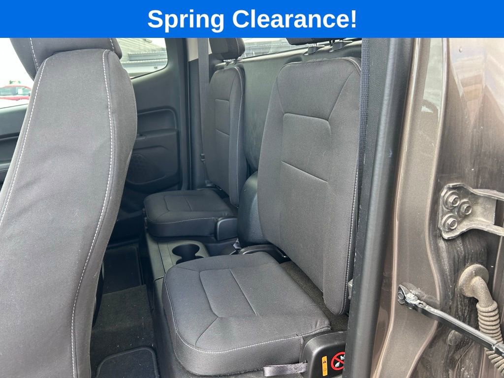 Used 2016 GMC Canyon SLE image 13