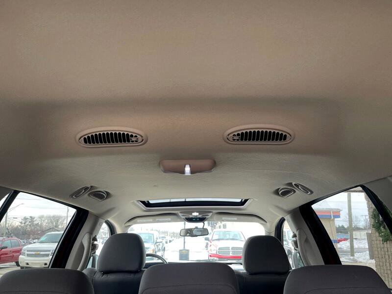 Used 2008 Dodge Durango SLT w/ Technology Group II image 49