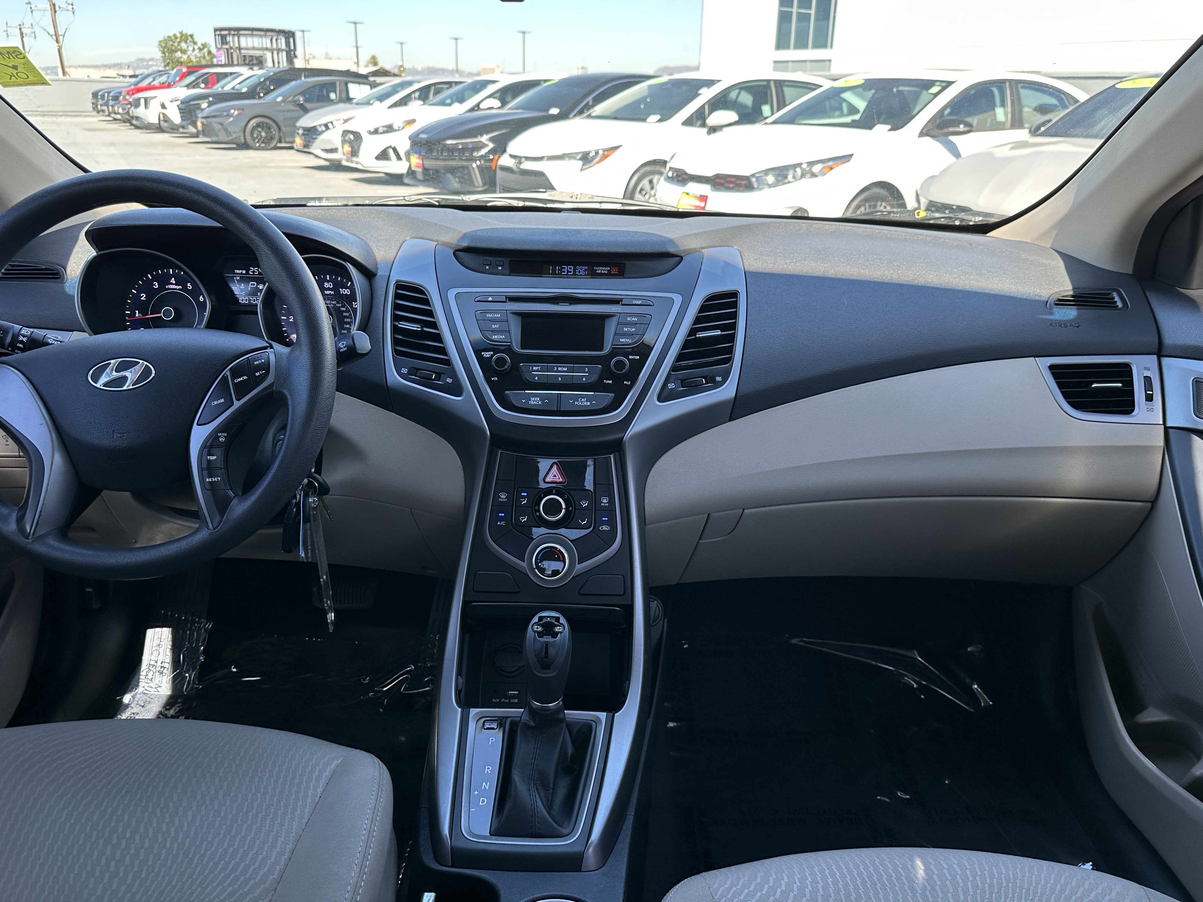 Used 2014 Hyundai Elantra SE FWD image 19