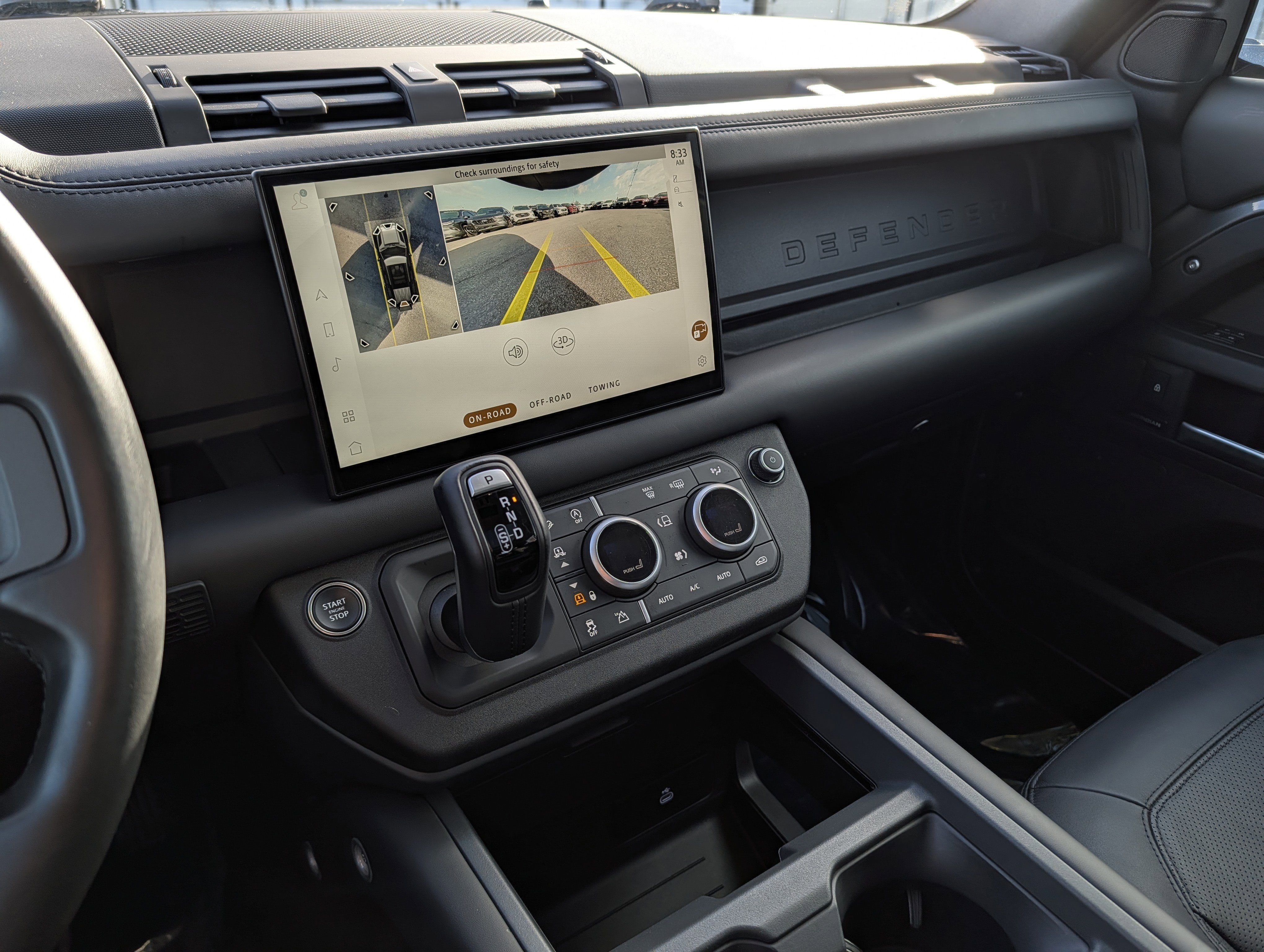 Used 2025 Land Rover Defender 110 S image 31