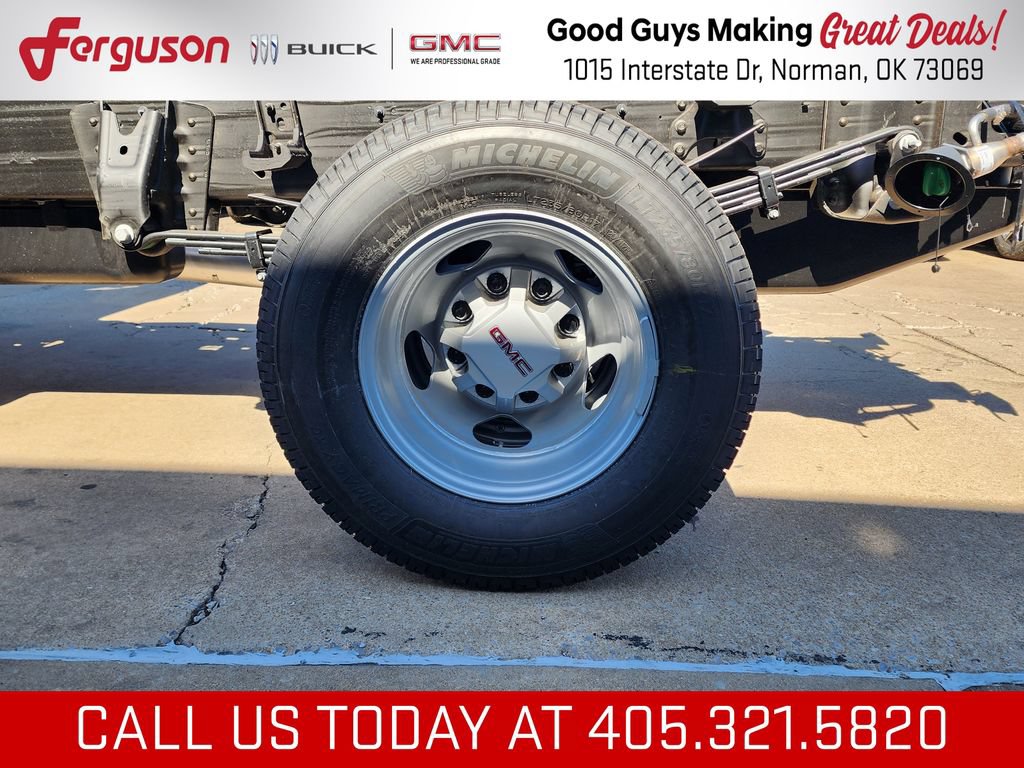 New 2026 GMC Sierra 3500 Pro w/ Convenience Package AWD/4WD image 49