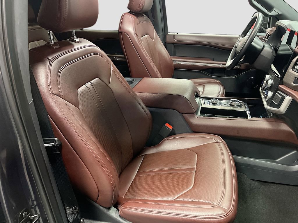 Used 2024 Ford Expedition Max Limited image 31
