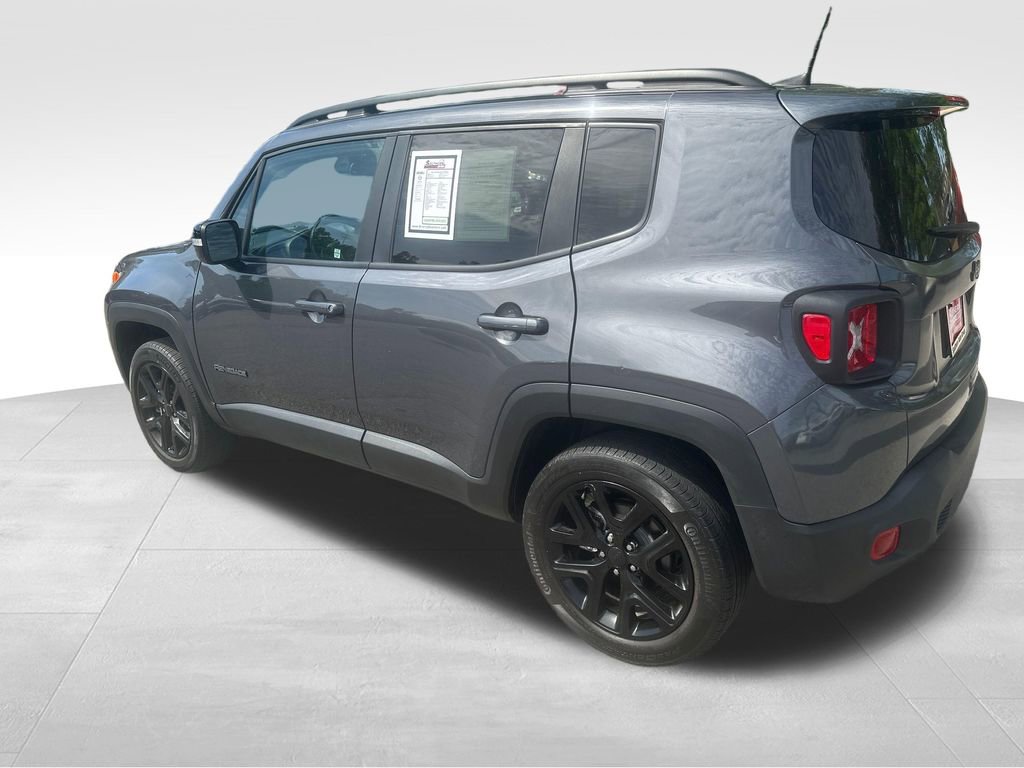 Used 2023 Jeep Renegade Altitude AWD/4WD image 16