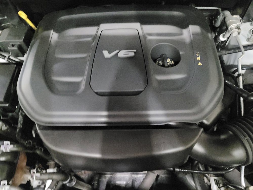 Used 2017 Jeep Grand Cherokee Altitude image 30