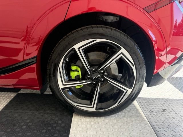 Used 2023 Kia EV6 GT AWD/4WD image 11