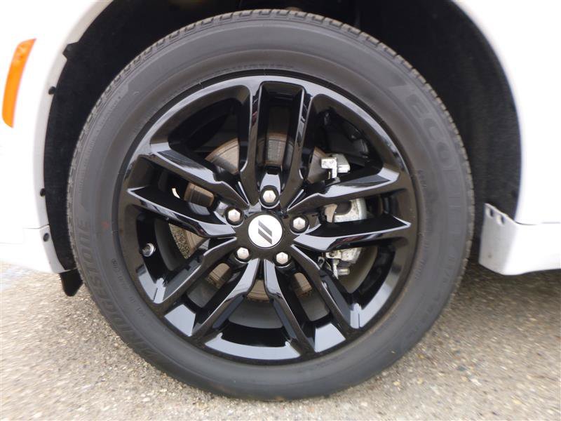 Used 2025 Dodge Durango GT AWD/4WD image 25