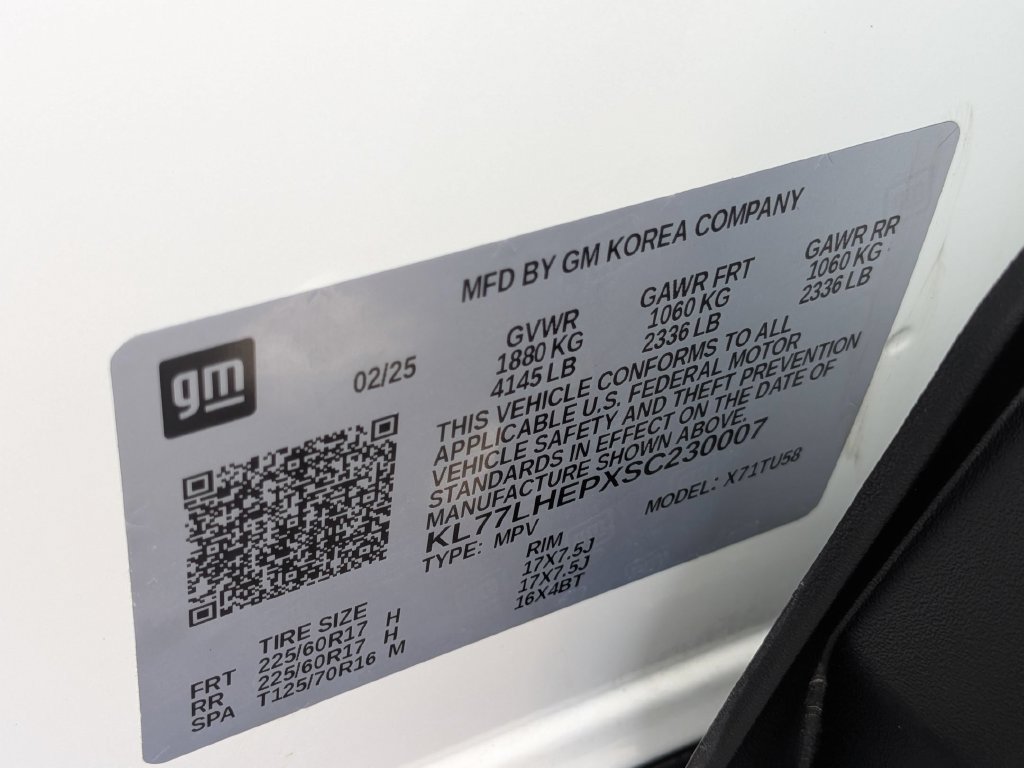 Used 2025 Chevrolet Trax LT w/ LT Convenience Package FWD image 35