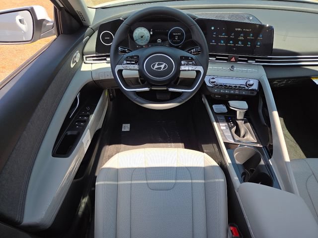 New 2026 Hyundai Elantra Limited FWD image 26