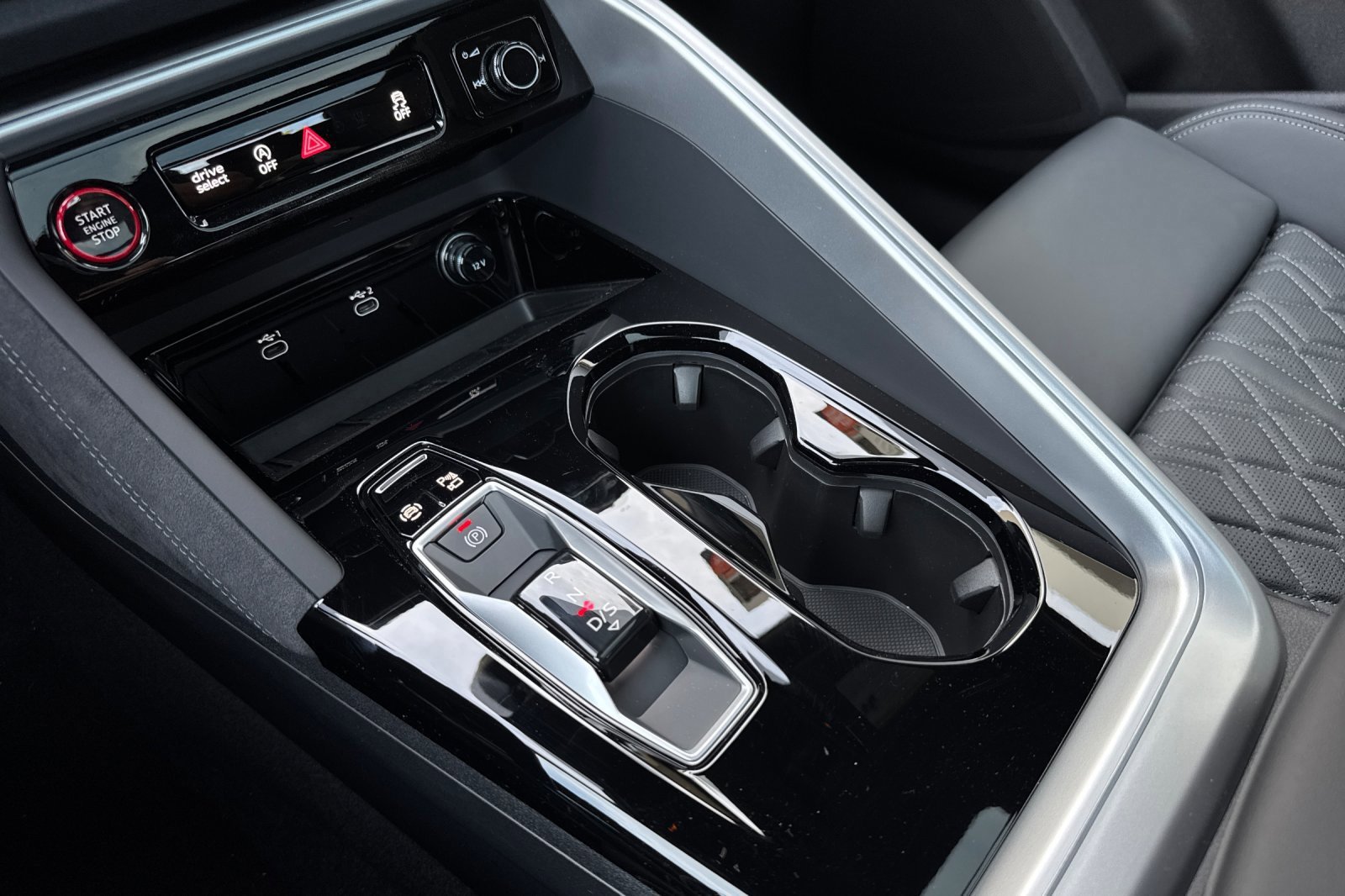 New 2025 Audi SQ5 Premium Plus image 19