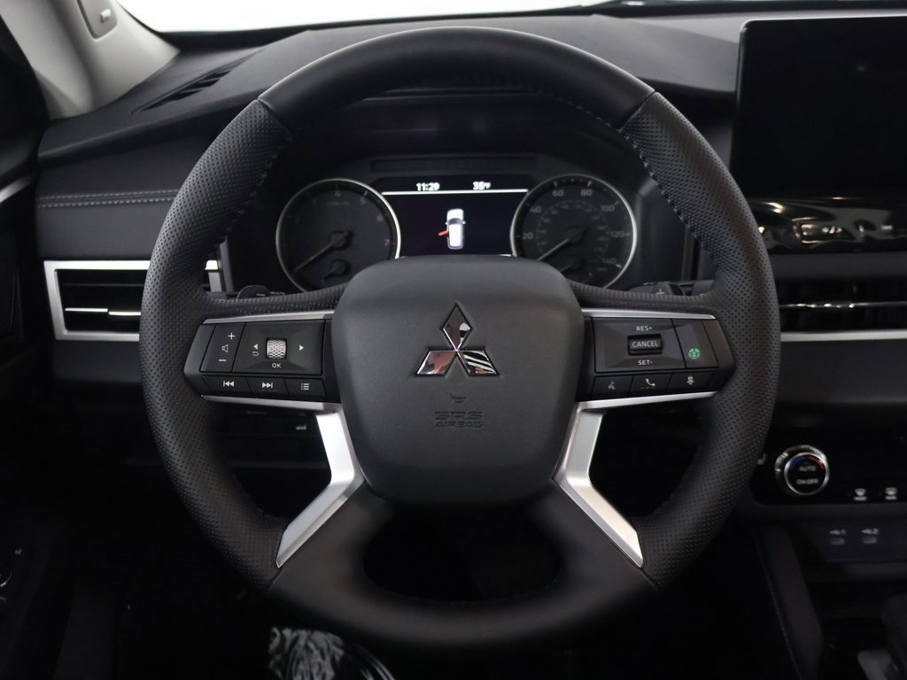 New 2026 Mitsubishi Outlander Trail Edition image 40