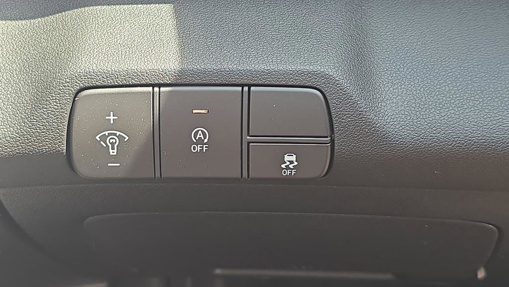 New 2026 Hyundai Elantra SE FWD image 25