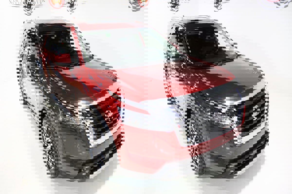 Used 2022 Nissan Pathfinder Platinum w/ Cargo Package image 22