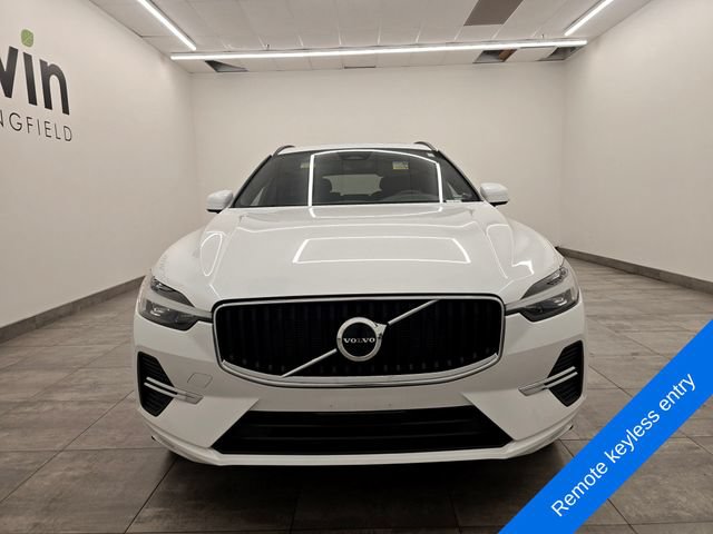 Used 2022 Volvo XC60 B5 Momentum AWD/4WD image 7