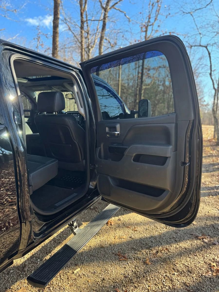 Used 2015 Chevrolet Silverado 2500 LTZ w/ Duramax Plus Package image 22