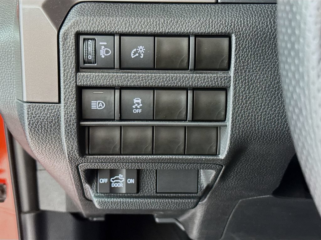 Used 2024 Toyota Tacoma TRD Off-Road AWD/4WD image 10