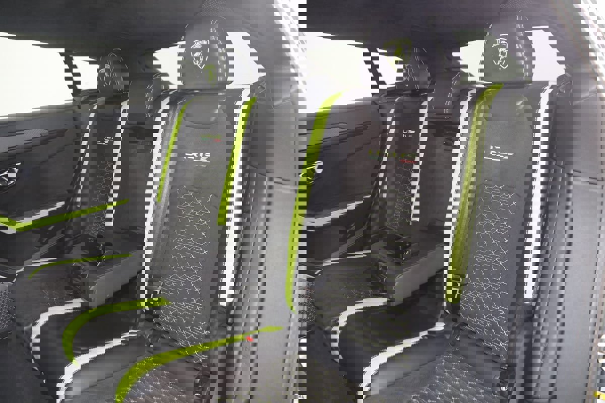 Used 2022 Lamborghini Urus image 84