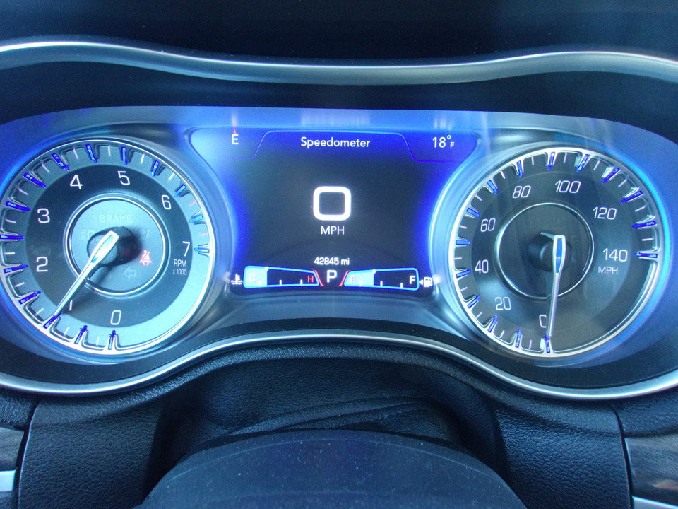 Used 2019 Chrysler 300 Touring image 12