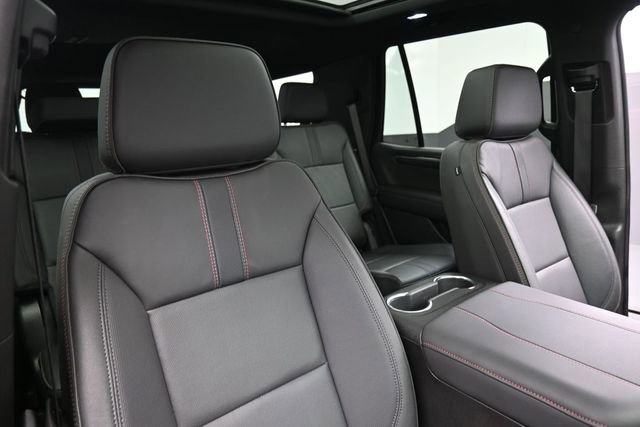 Used 2025 Chevrolet Tahoe RST w/ Advanced Technology Package AWD/4WD image 31
