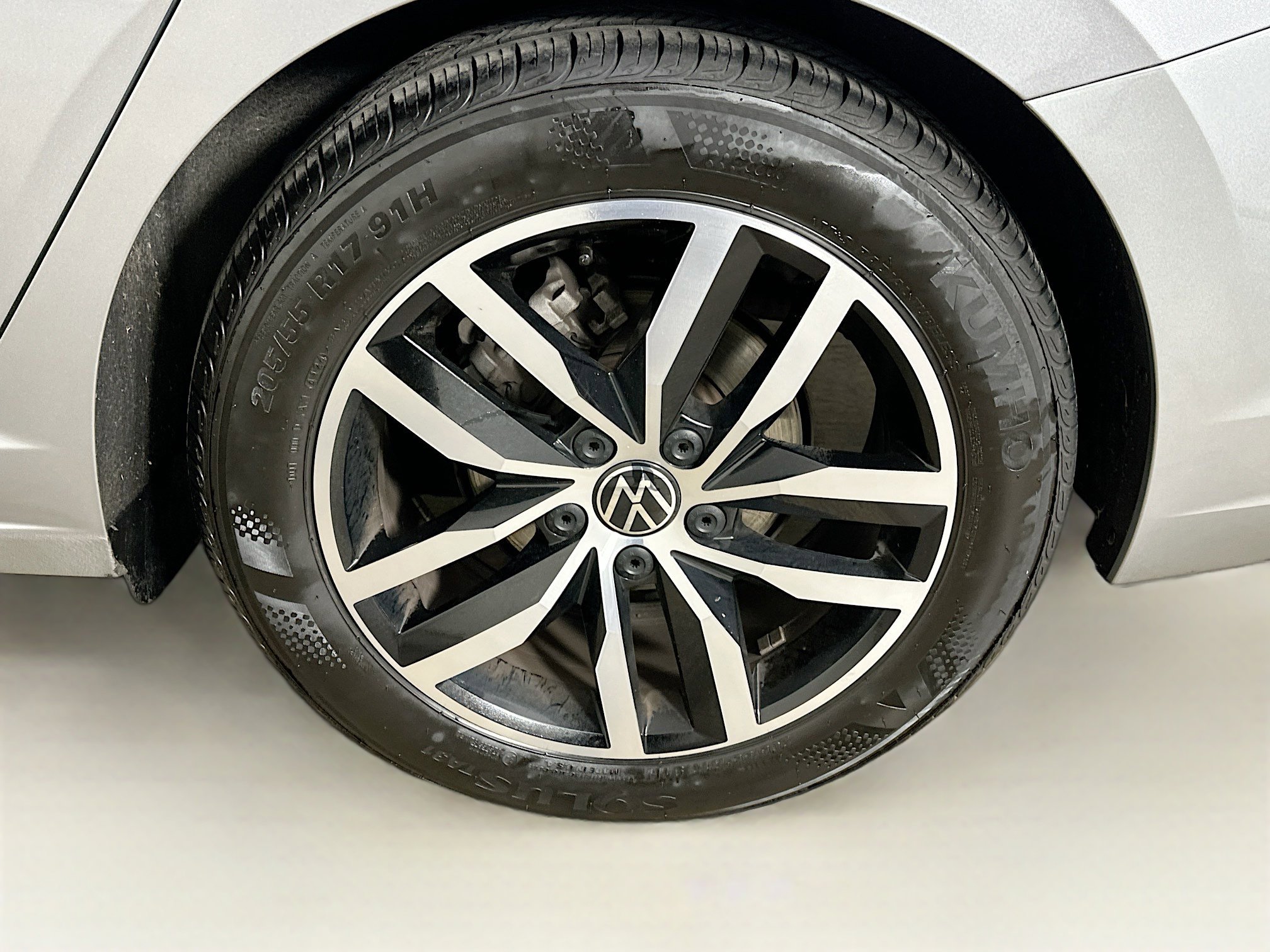 Used 2025 Volkswagen Jetta SE image 11