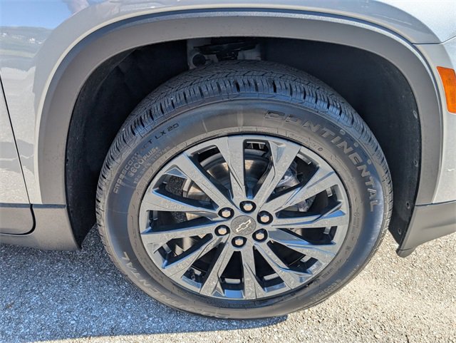 Certified 2024 Chevrolet Traverse RS image 16
