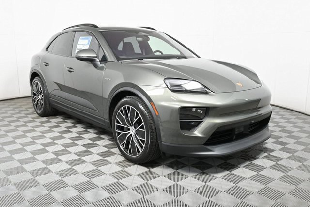 Certified 2025 Porsche Macan Electric image 25