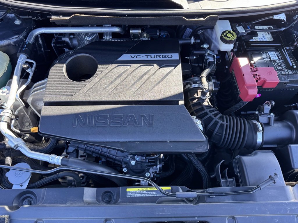 Used 2022 Nissan Rogue SV image 33