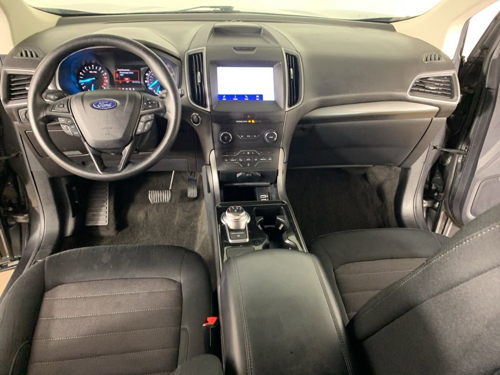 Used 2020 Ford Edge SE image 33