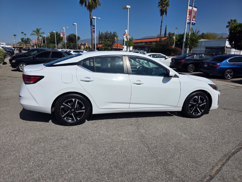 Used 2024 Nissan Sentra SV FWD image 4