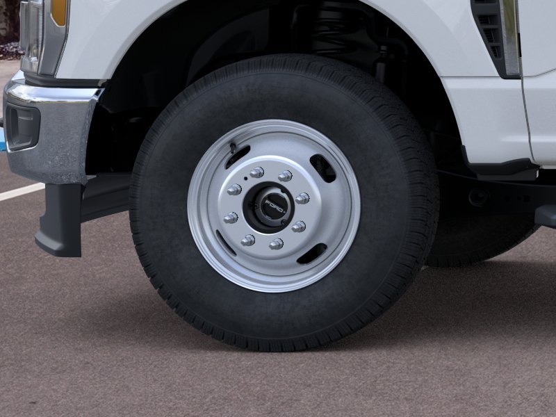 New 2026 Ford F350 XL w/ XL Chrome Package AWD/4WD image 19