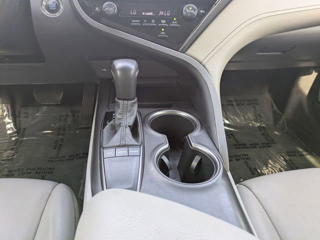 Used 2023 Toyota Camry SE w/ Convenience Package FWD image 18