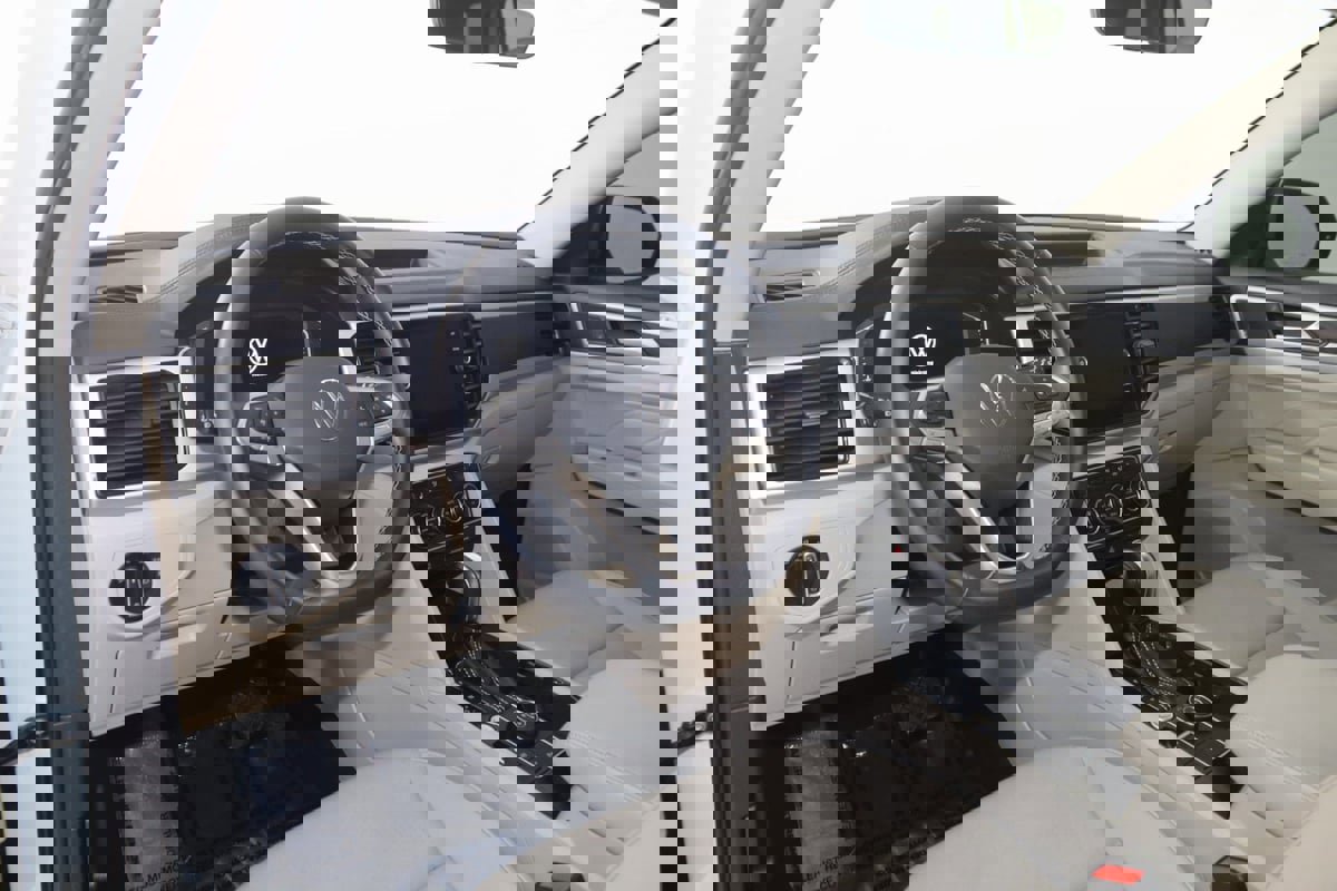 Used 2022 Volkswagen Atlas SE image 25