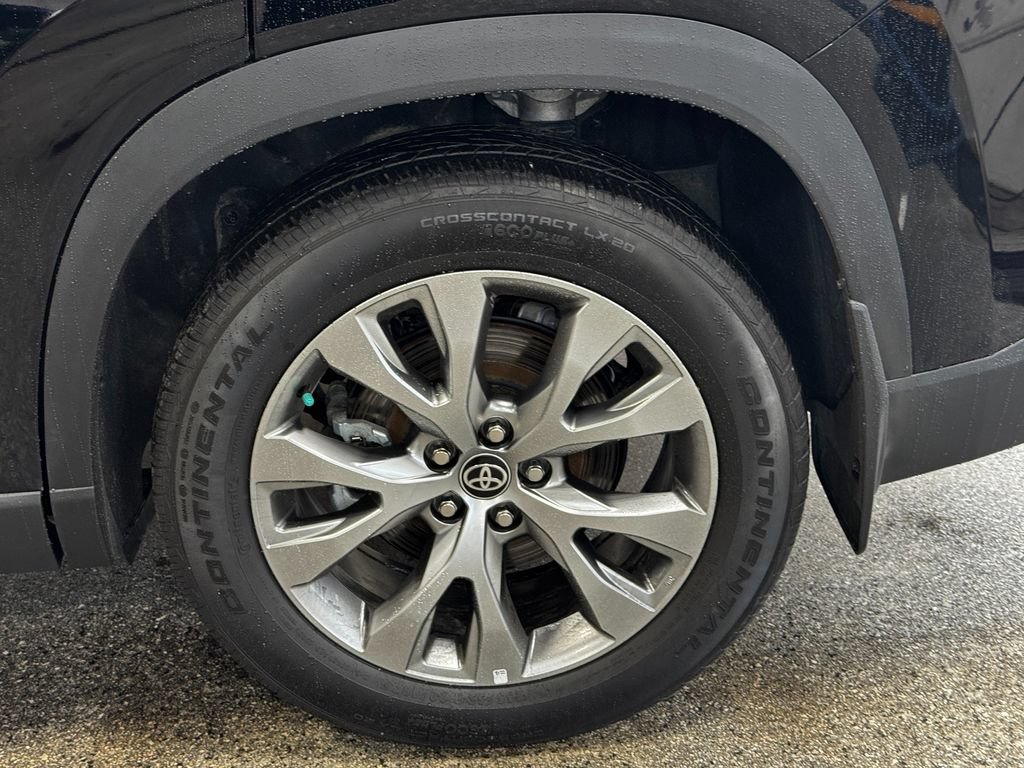 Used 2025 Toyota Grand Highlander AWD Hybrid image 25