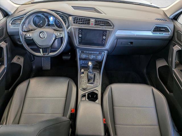 Used 2018 Volkswagen Tiguan SEL AWD/4WD image 19