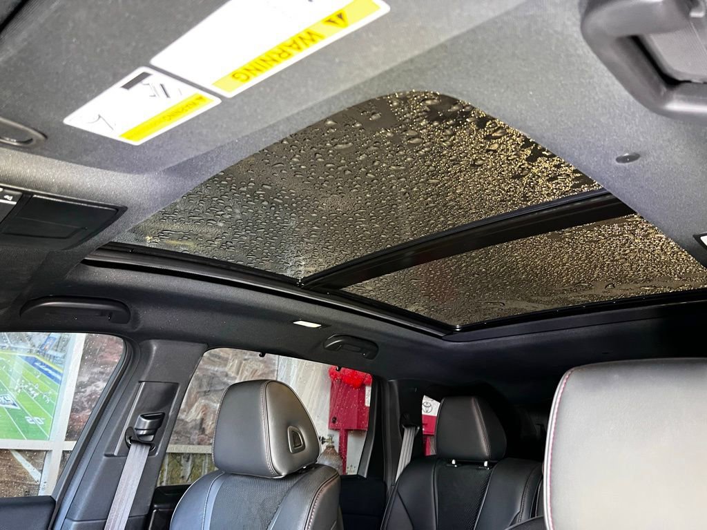 Used 2023 Acura MDX A-Spec image 38