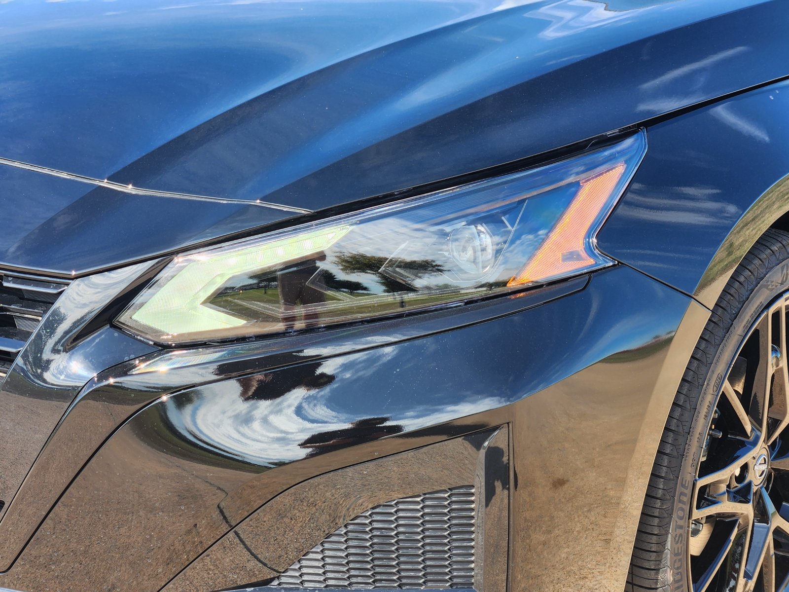 New 2026 Nissan Altima 2.5 SR FWD image 9