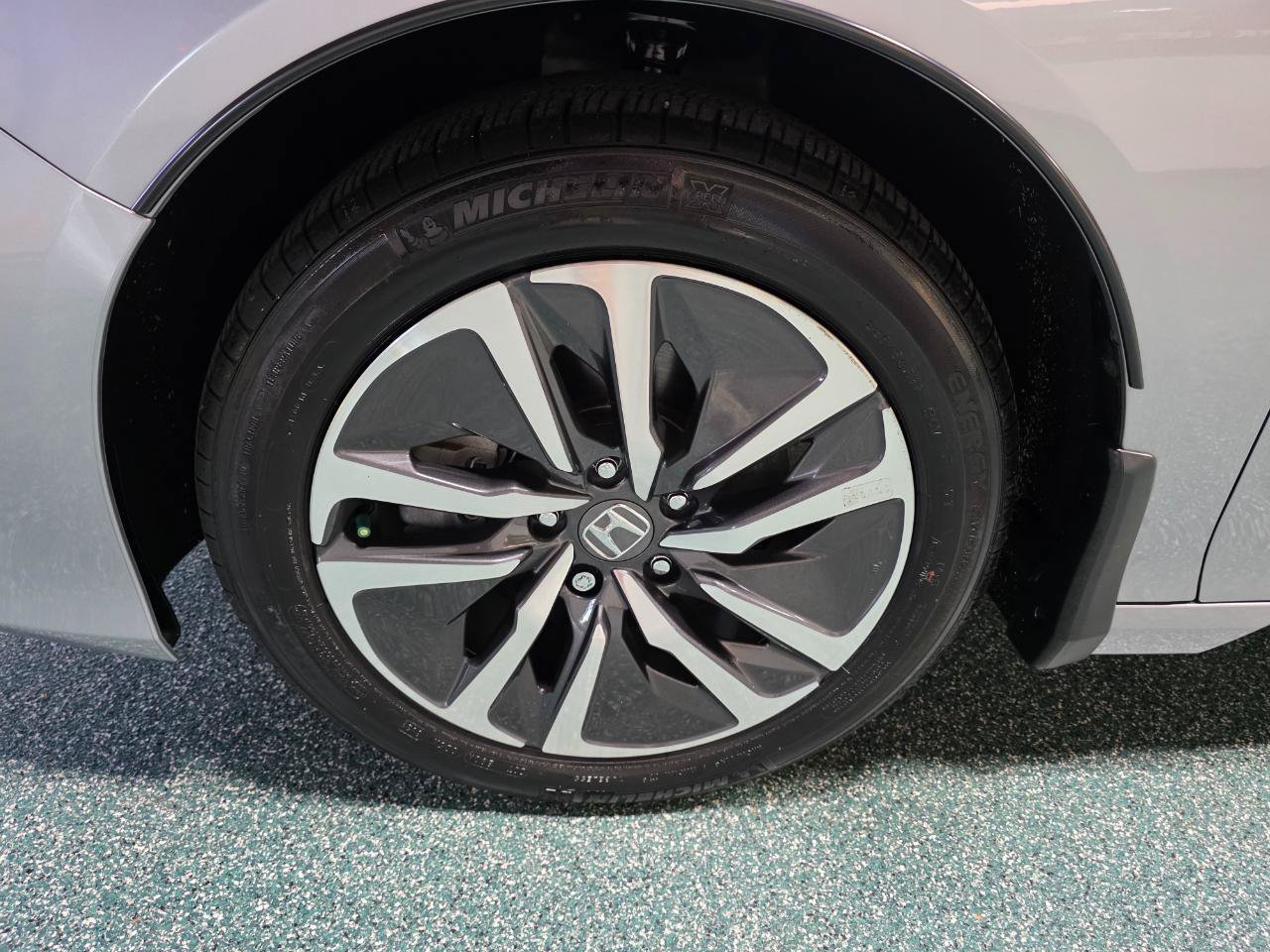 Used 2022 Honda Accord EX-L image 12