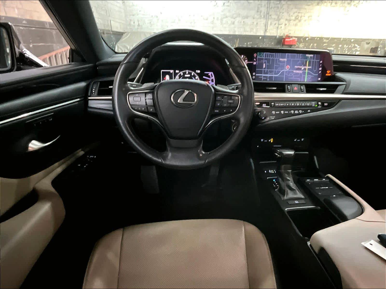 Used 2020 Lexus ES 350 w/ Premium Package FWD image 7