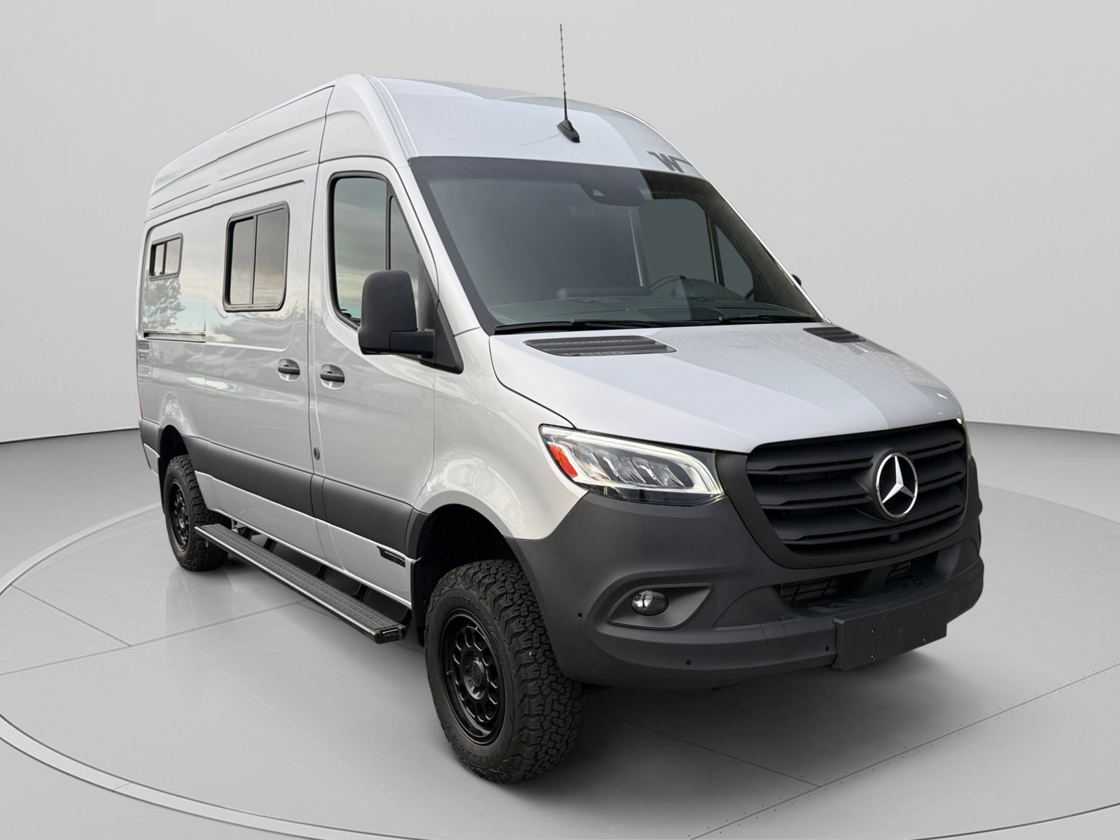 Used 2024 Mercedes-Benz Sprinter 144 Cargo image 7