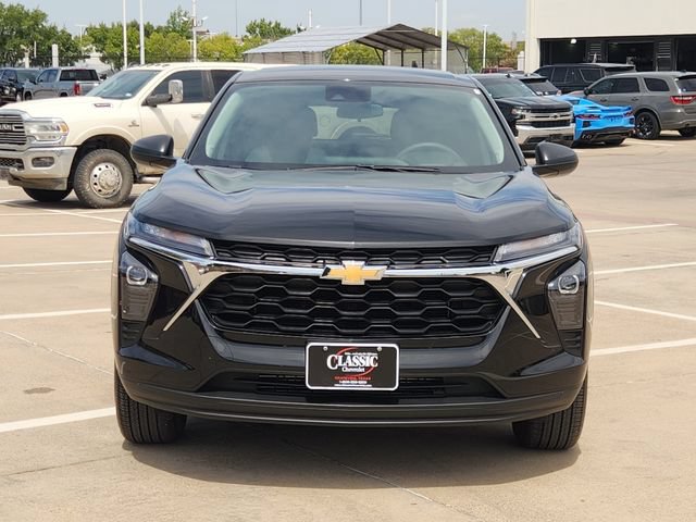 Used 2026 Chevrolet Trax LS FWD image 9