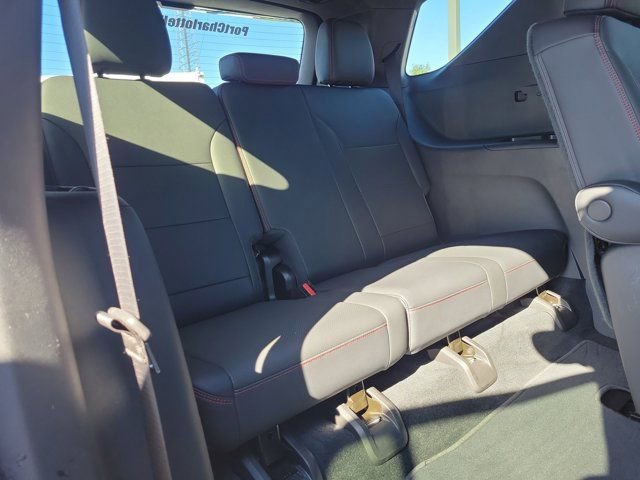 Used 2024 Chevrolet Traverse RS image 10