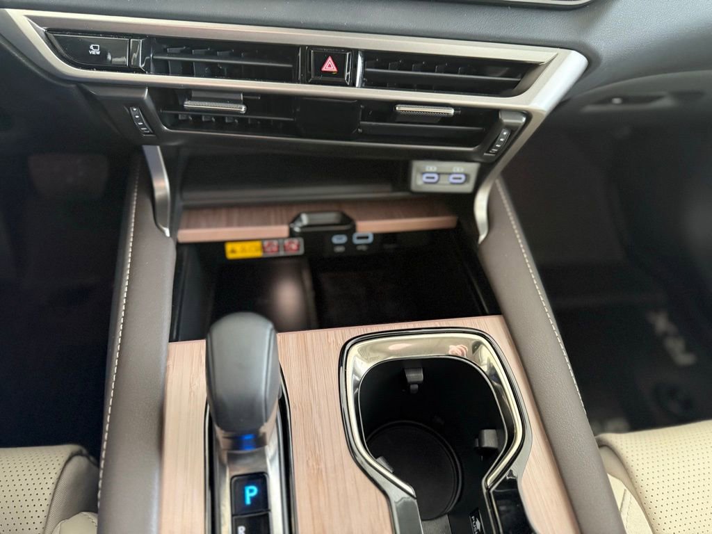 Used 2024 Lexus RX 350h 350h image 28
