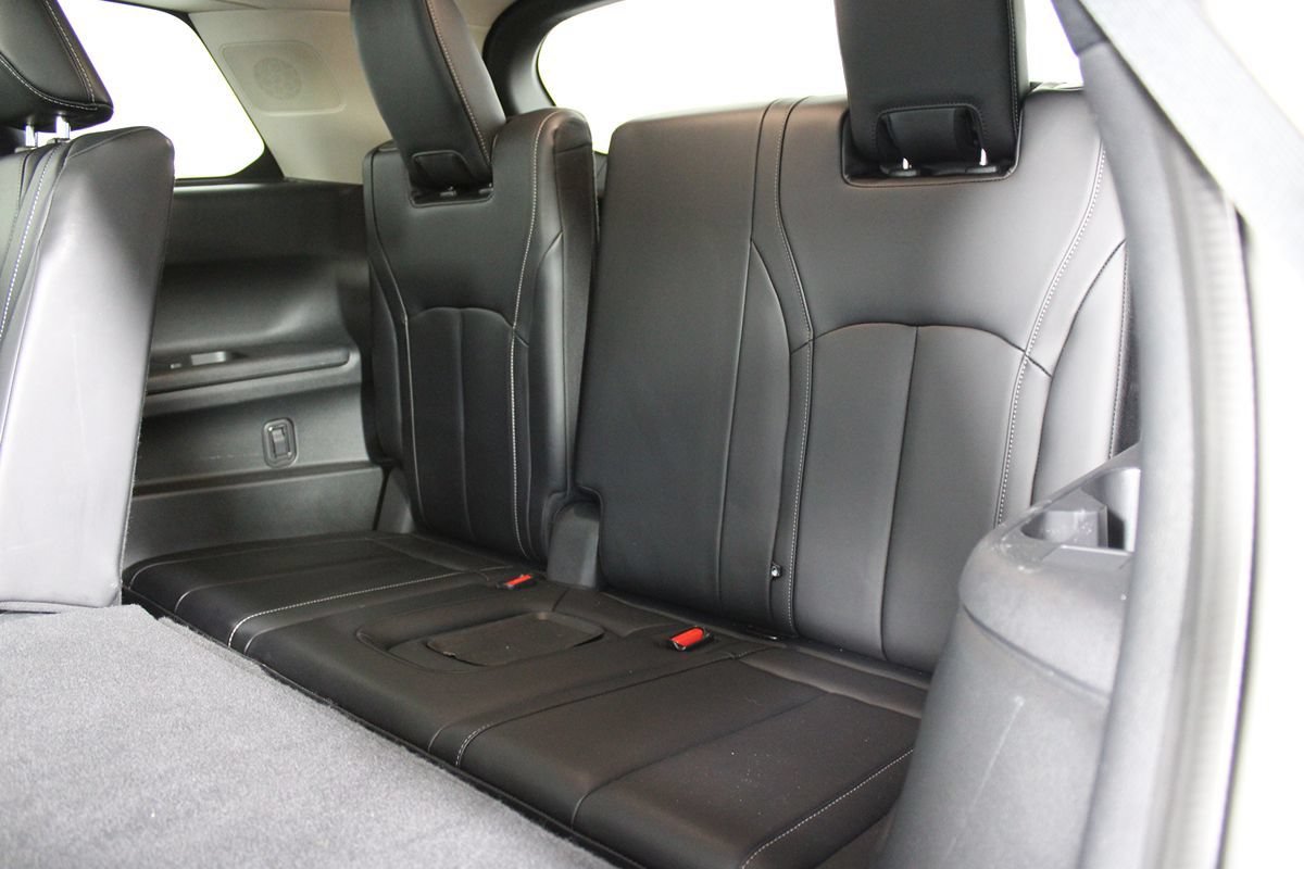 Used 2023 INFINITI QX60 Luxe w/ Cargo Package FWD image 39