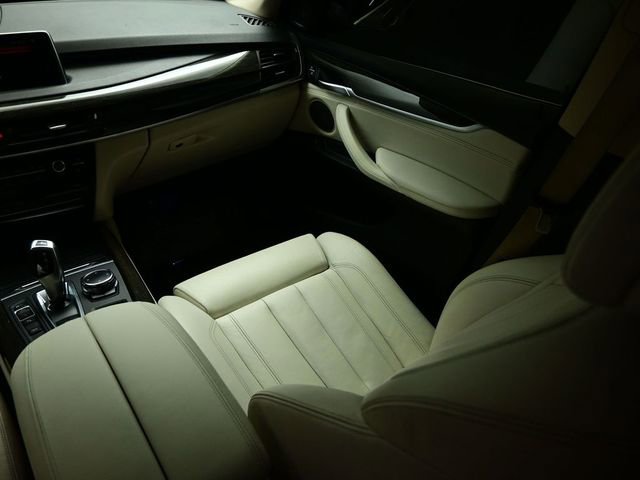 Used 2015 BMW X5 xDrive35d image 45