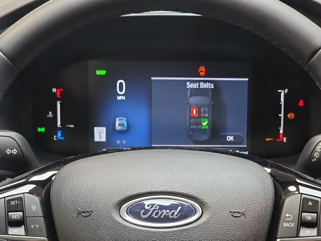 New 2026 Ford Escape SE w/ Class II Trailer Tow Package FWD image 21