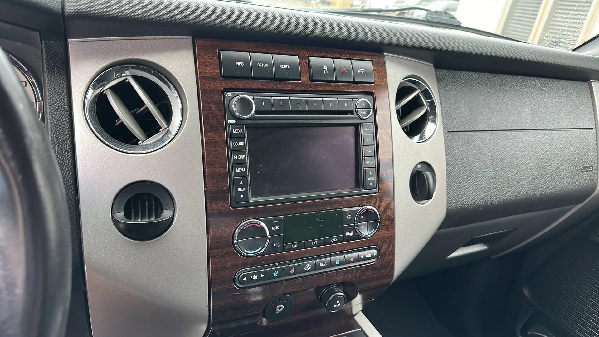 Used 2008 Ford Expedition Limited RWD image 23