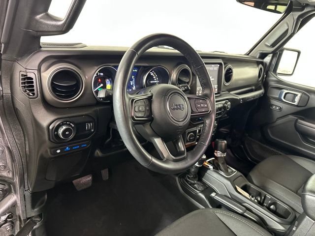 Used 2023 Jeep Wrangler Unlimited w/ Cold Weather Group image 13