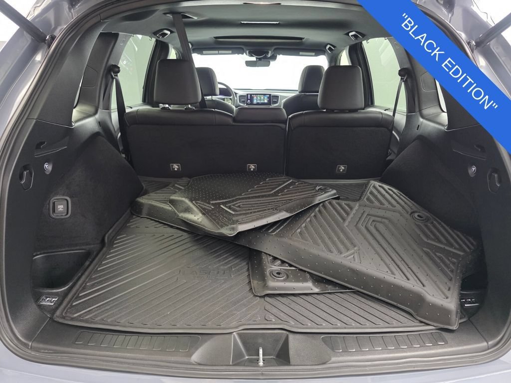 Used 2025 Honda Passport Black Edition image 17