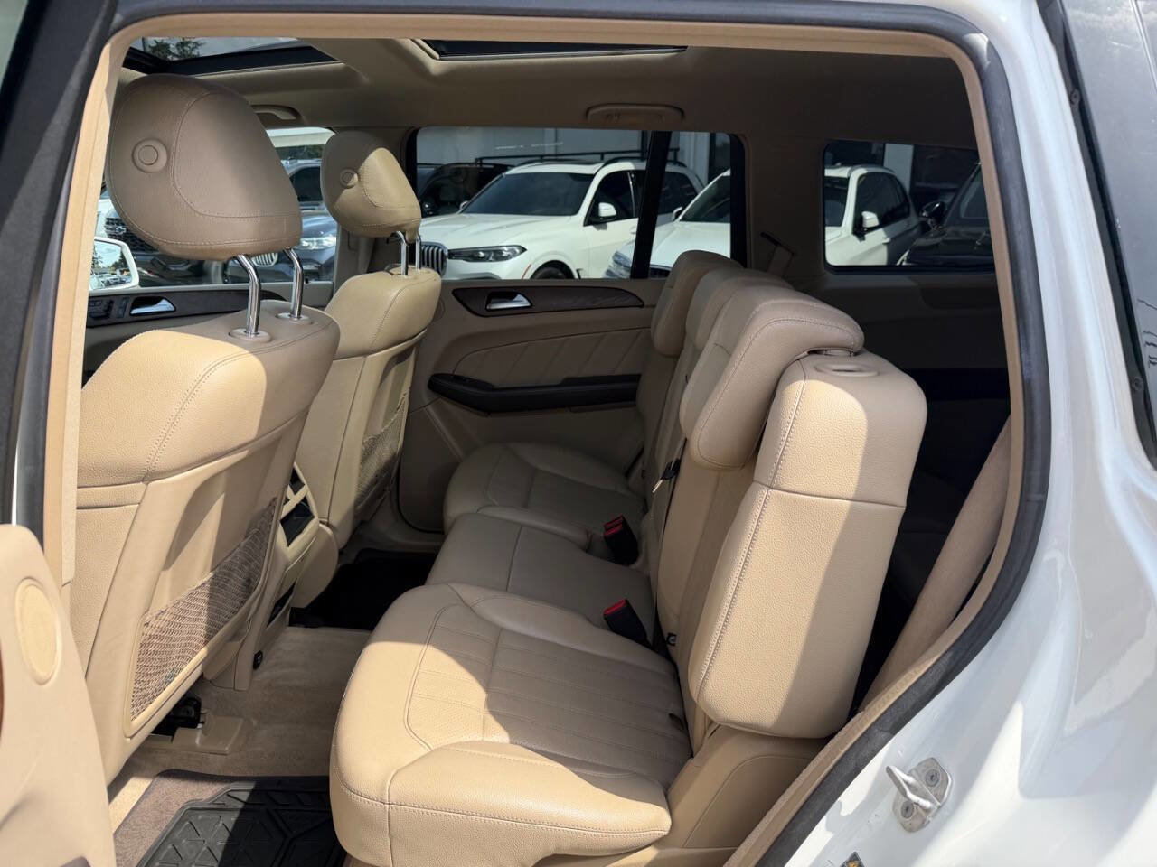Used 2016 Mercedes-Benz GL 450 4MATIC w/ Premium I Package image 34